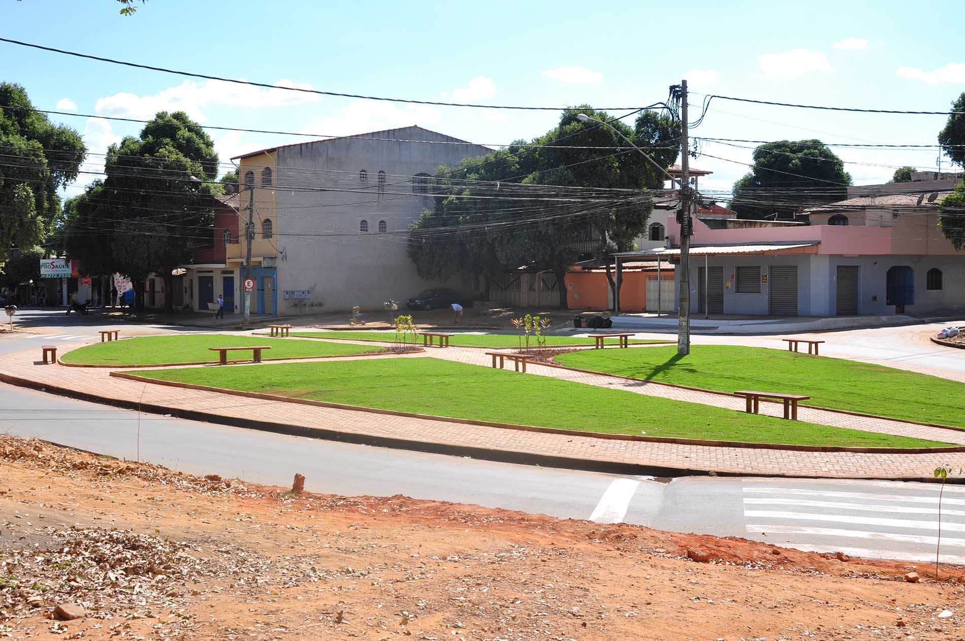 Prefeitura Municipal De Governador Valadares Inaugura O Da Pra A Do